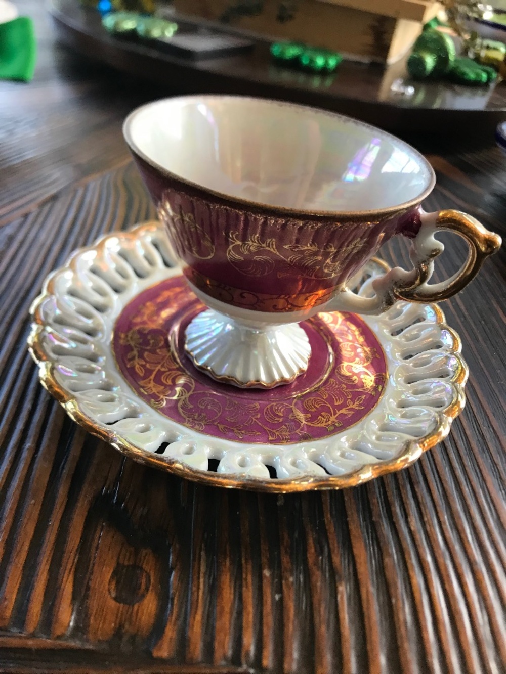 BEAUTIFUL VINTAGE VICTORIAN CUP AND SAUCER
